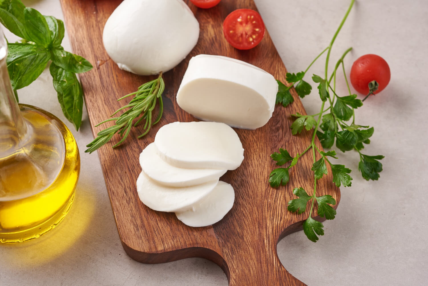 Cheddar Vs. Mozzarella Cheese: Is One Better for Your Health?